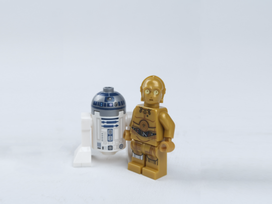 Gode venner. R2-D2 og C-3PO, Star wars. Foto: Unsplash.com / Mulyadi